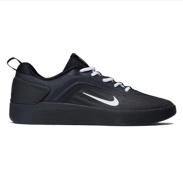 Nike SB Zoom Nyjah 4 Light Black/White